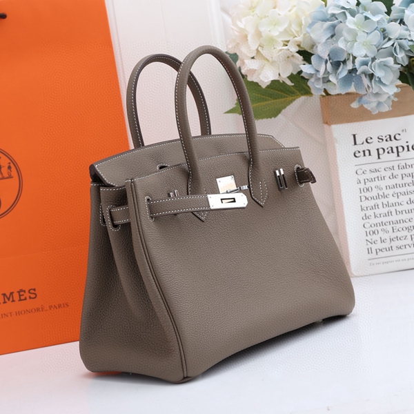 エルメスバッグ背面デザイン